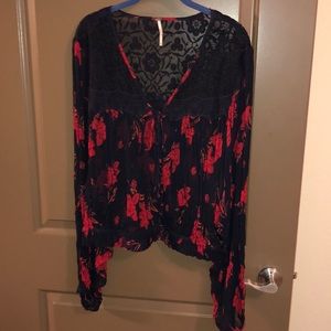 Free People Top!!